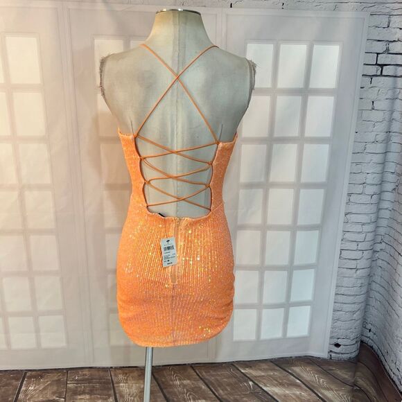 Windsor NWT Dazzle Down Sequin Lace-Up Mini Dress in peach size medium - Picture 9 of 14